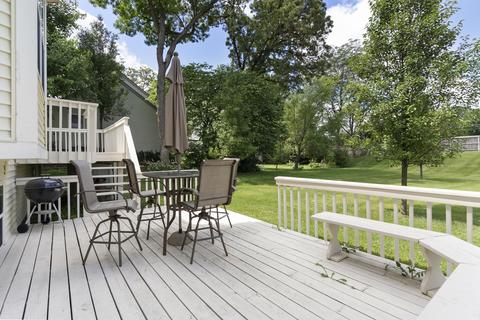 672 White Oak Ln, Bartlett, IL 60103 photo 26
