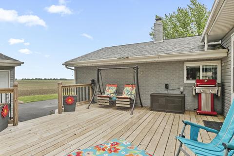 413 School St, Mclean, IL 61754 photo 6