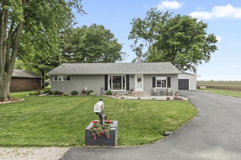 413 School St, Mclean, IL 61754 photo 1