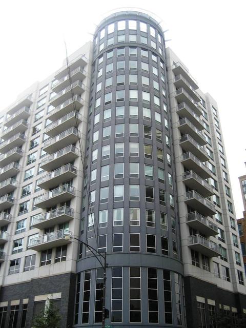 421 W Huron St #03, Chicago, IL 60654