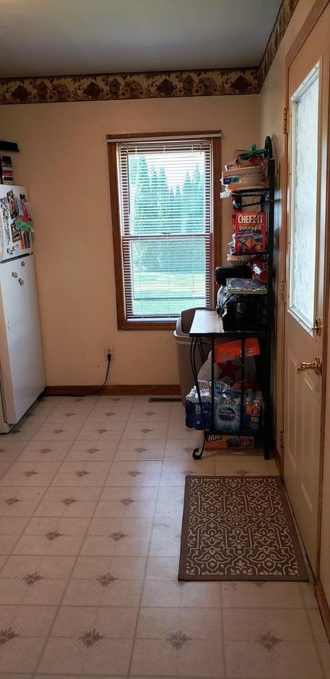 612 E Main St, Morris, IL 60450 photo 21