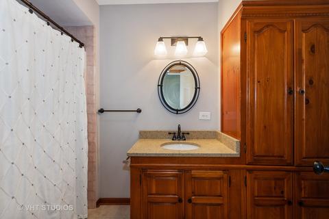 120 E Bauer Rd, Naperville, IL 60563 photo 23