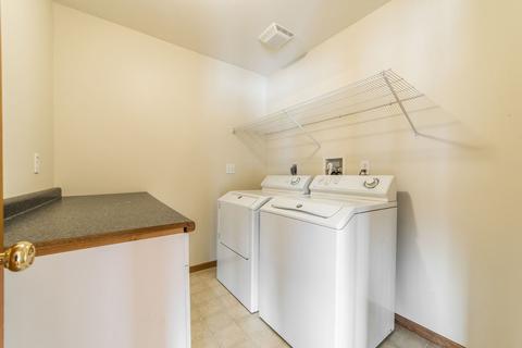 8401 Perry Rd, Dekalb, IL 60115 photo 17