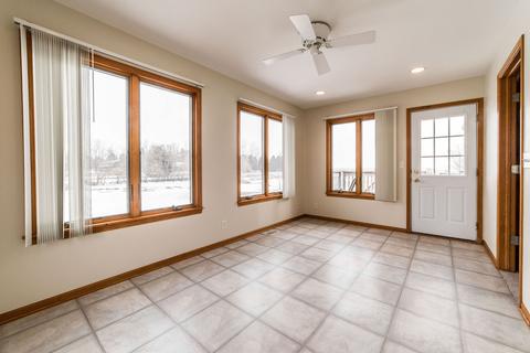 8401 Perry Rd, Dekalb, IL 60115 photo 11