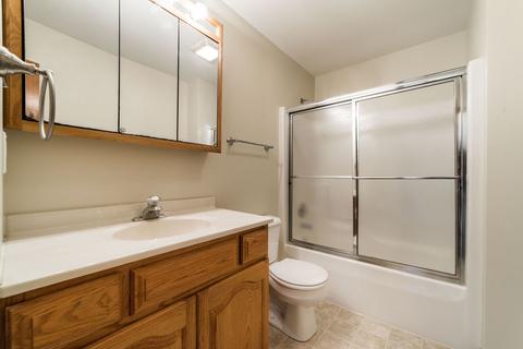 8401 Perry Rd, Dekalb, IL 60115 photo 16