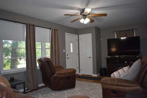 1008 Oakleaf Ave, Mchenry, IL 60051 photo 10