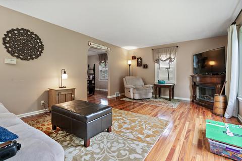 149 Central Ave, Aurora, IL 60506 photo 3