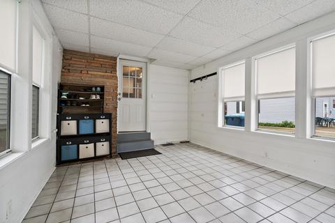 149 Central Ave, Aurora, IL 60506 photo 22
