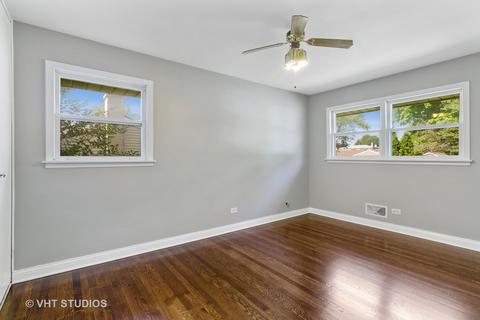 319 Crescent Dr, Glenview, IL 60025 photo 7