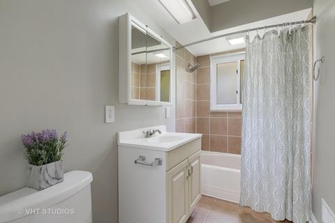 319 Crescent Dr, Glenview, IL 60025 photo 10