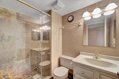 1462 Huntleigh Ct, Wheaton, IL 60189 photo 18