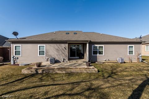 915 Eineke Blvd, Algonquin, IL 60102 photo 17