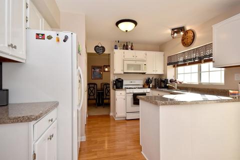 3230 Gresham Ln E, Aurora, IL 60504 photo 12
