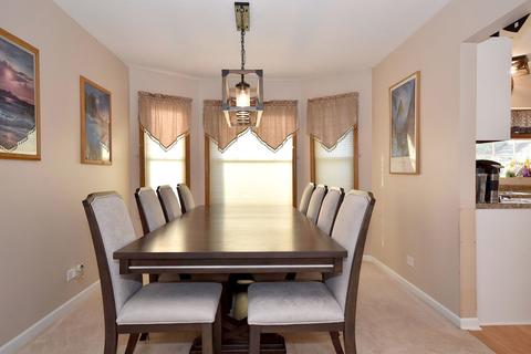 3230 Gresham Ln E, Aurora, IL 60504 photo 6