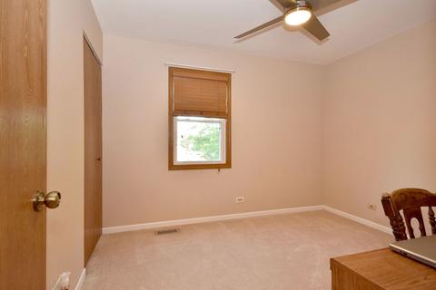 3230 Gresham Ln E, Aurora, IL 60504 photo 16