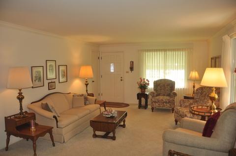 326 Heine Ave, Elgin, IL 60123 photo 5