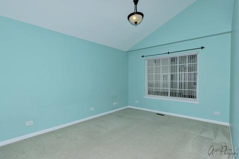 2011 Concord Dr, Mchenry, IL 60050 photo 12