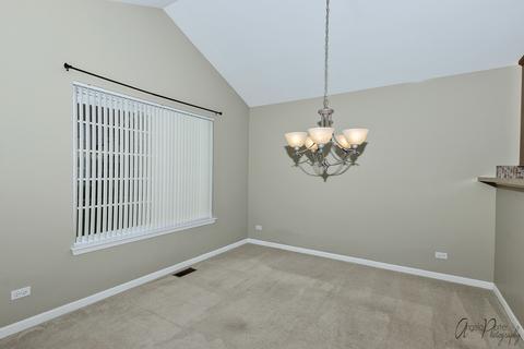 2011 Concord Dr, Mchenry, IL 60050 photo 7