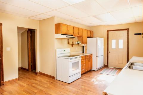 425 4th Ave, Dixon, IL 61021 photo 2