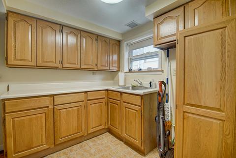 140 E Bradley St, Des Plaines, IL 60016 photo 19