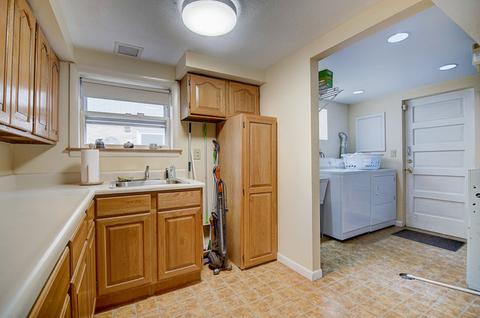 140 E Bradley St, Des Plaines, IL 60016 photo 18