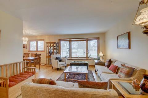 140 E Bradley St, Des Plaines, IL 60016 photo 5