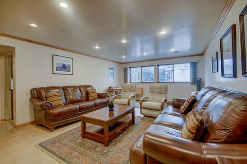 140 E Bradley St, Des Plaines, IL 60016 photo 14