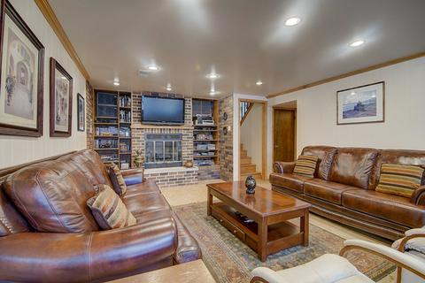 140 E Bradley St, Des Plaines, IL 60016 photo 15