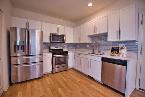3644 Daisy Ln, Elgin, IL 60124 photo 7