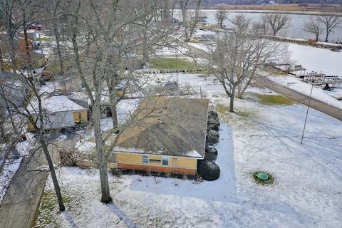 908 Laguna Dr, Mchenry, IL 60051 photo 7