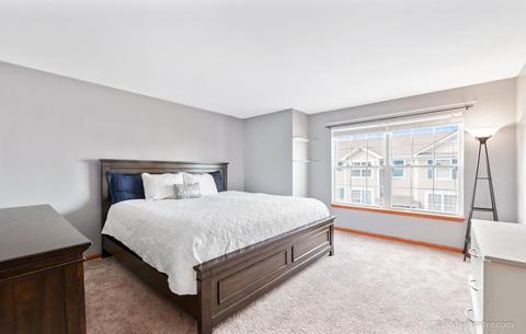 570 Declaration Ln, Aurora, IL 60502 photo 12
