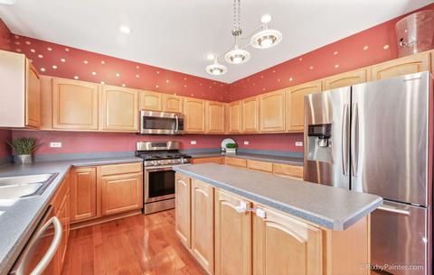 570 Declaration Ln, Aurora, IL 60502 photo 5