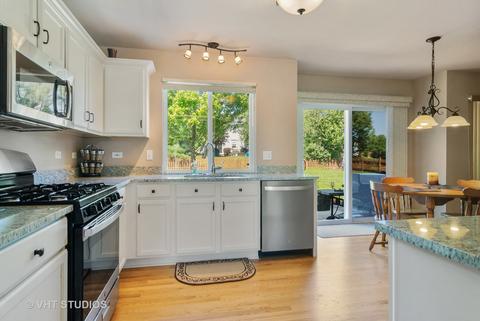 1298 Deerpath Cir, Aurora, IL 60506 photo 9