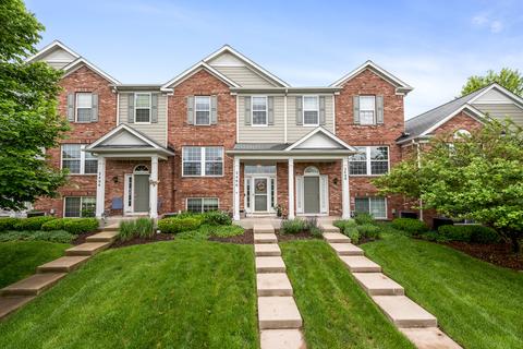 2406 Emily Ln, Elgin, IL 60124 photo 1