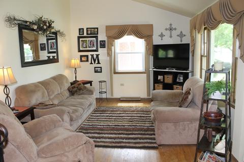 3615 Halsted Blvd, Steger, IL 60475 photo 3