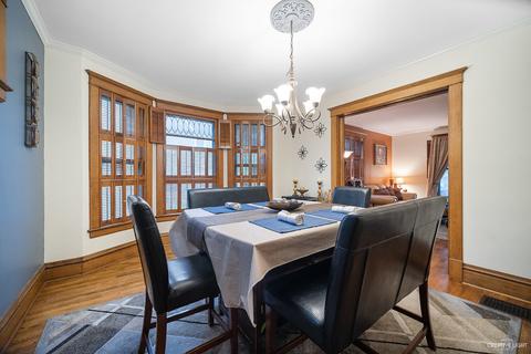 833 N Spring St, Elgin, IL 60120 photo 9