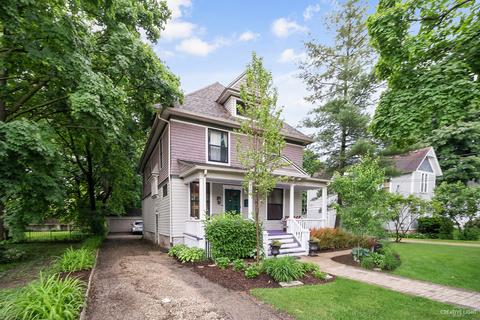 833 N Spring St, Elgin, IL 60120 photo 2