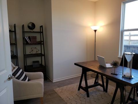 923 Darwin St, North Aurora, IL 60542 photo 16