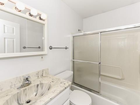 1150 Lancaster Ct, Hoffman Estates, IL 60169 photo 21