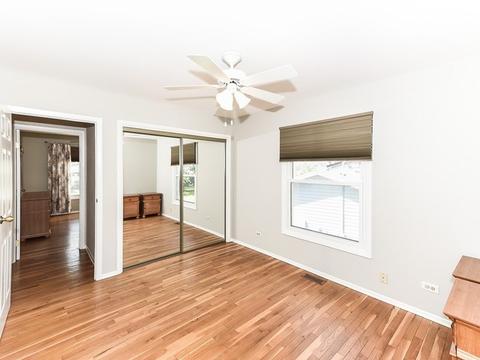 1150 Lancaster Ct, Hoffman Estates, IL 60169 photo 16
