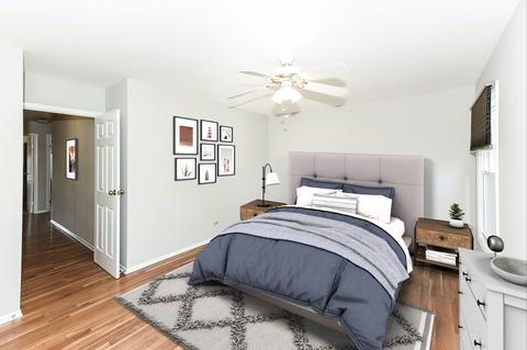 1150 Lancaster Ct, Hoffman Estates, IL 60169 photo 12