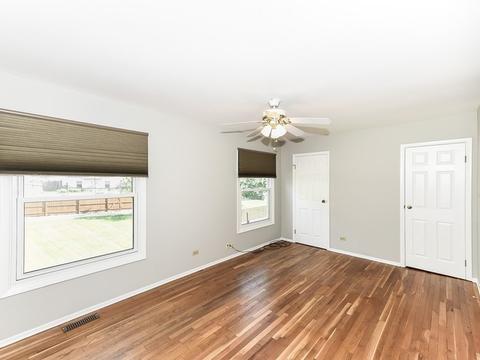 1150 Lancaster Ct, Hoffman Estates, IL 60169 photo 13