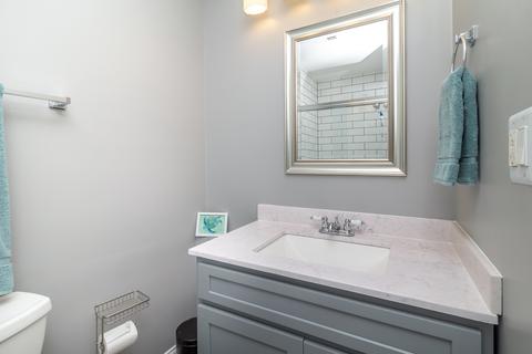 1525 Brookside Dr, Hoffman Estates, IL 60169 photo 25