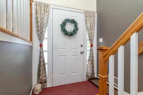 1525 Brookside Dr, Hoffman Estates, IL 60169 photo 4