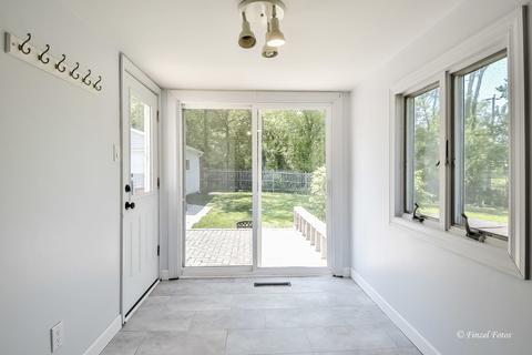 407 North Blvd, Mchenry, IL 60051 photo 5