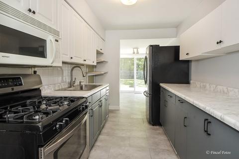 407 North Blvd, Mchenry, IL 60051 photo 4