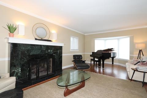 391 Downing Rd, Riverside, IL 60546 photo 5
