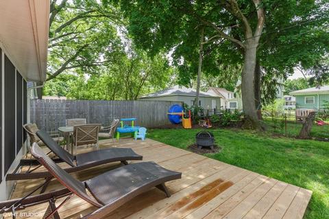 920 Cedar Ave, Elgin, IL 60120 photo 17