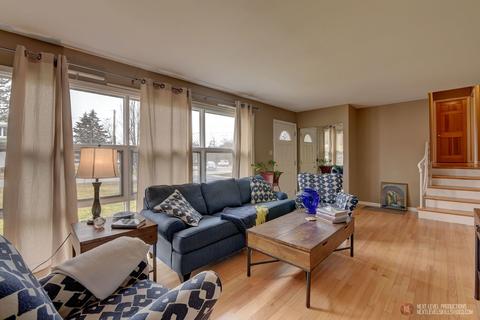 225 Kellogg Pl, Wheaton, IL 60187 photo 2