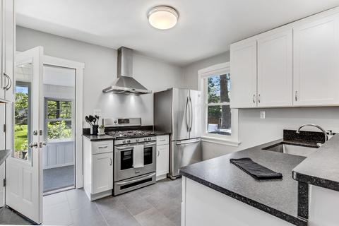 1659 E Forest Ave, Des Plaines, IL 60018 photo 9